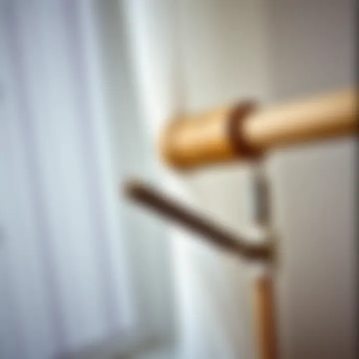 Installation tools for curtain rods